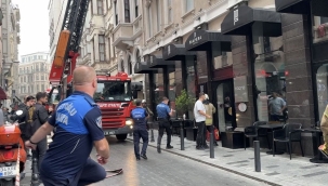 Beyoğlu'nda otel yangını