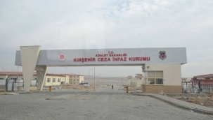 Cezaevine uyuşturucu sokan avukat tutuklandı