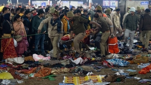 Hindistan'da mitingde izdiham: 38 ölü