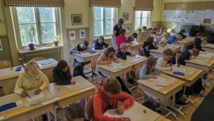 İsveç'te okullarda cep telefonu yasaklandı