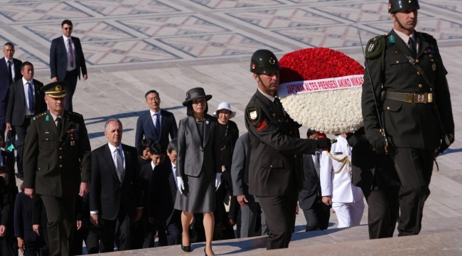 Japonya Prensesi Mikasa, Anıtkabir'i ziyaret etti