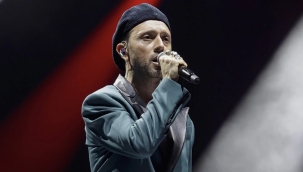 Mabel Matiz'in Perperişan şarkısına erişim engeli