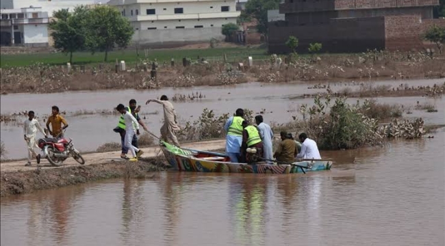 Pakistan'da sel riski: 110 bin kişi tahliye edildi