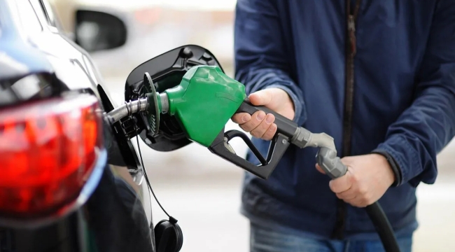 Benzine 1,3 TL, motorine 1,38 TL indirim geliyor