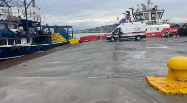 Çanakkale'de balıkçı teknesi battı: 3 can kaybı