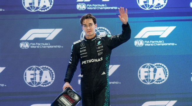 F1 Singapur GP'sinde pole pozisyonu Russell'ın
