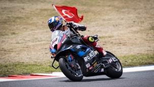 Razgatlıoğlu, 3. kez WSBK şampiyonu oldu