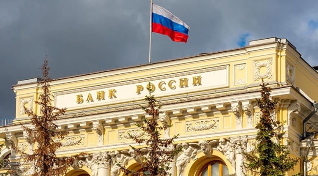 Rusya MB politika faizini %16,5'e çekti