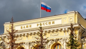 Rusya MB politika faizini %16,5'e çekti