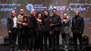 Altın Portakal: Tavşan İmparatorluğu'na 7 ödül