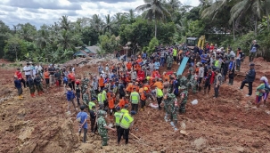 Endonezya'da heyelan: 6 ölü, 17 kayıp