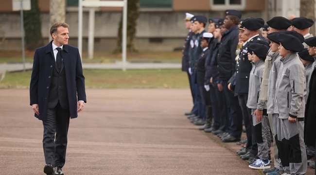 Fransa'da gönüllü askerlik uygulaması başlayacak