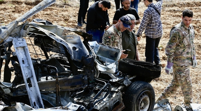 İsrail'den Lübnan'a İHA saldırısı: 1 araç vuruldu