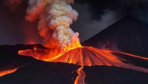 Japonya'da Sakurajima Yanardağı patladı