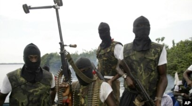 Nijerya'da çeteler 303 öğrenciyi kaçırdı