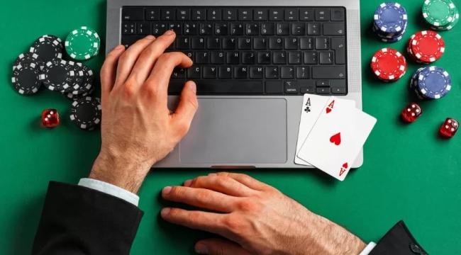 Gençlerin %18'i son 1 yılda sanal kumara yöneldi