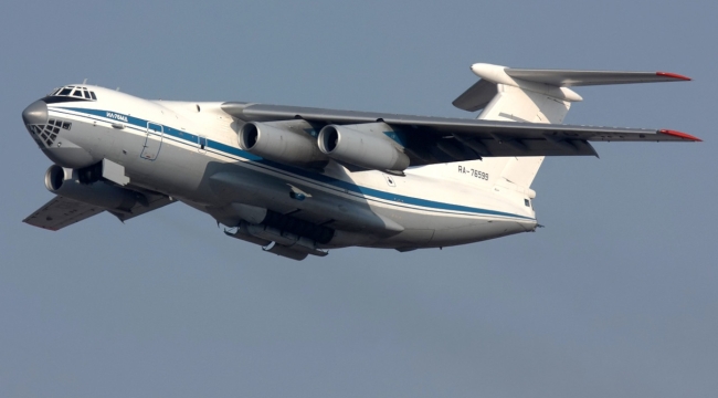 Rusya'da askeri nakliye uçağı düştü