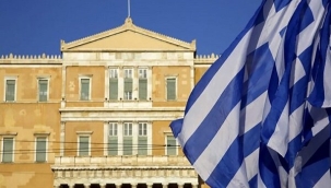Yunan ekonomisi 3. çeyrekte yıllık %2 büyüdü