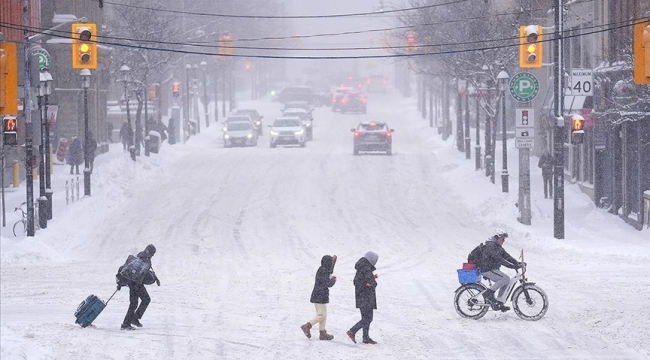 ABD'de kış fırtınası: En az 8400 uçuş iptal