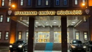 Diyarbakır Emniyet Müdürlüğü'ne bombalı saldırı