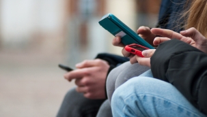 İngiltere'de 16 yaş altına sosyal medya yasağı