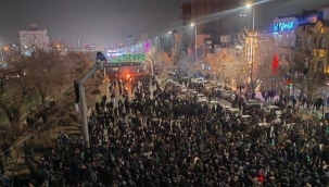 İran'da protestolar: Can kaybı 646'ya yükseldi