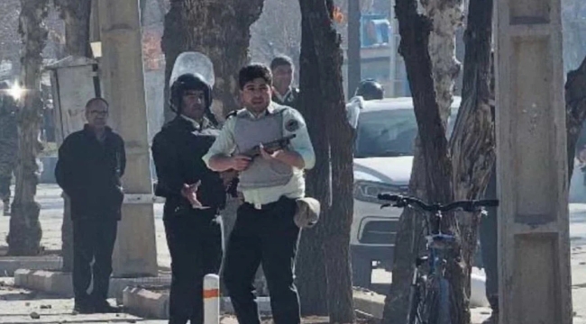 İran'da "hayat pahalılığı" protestoları: 3 ölü