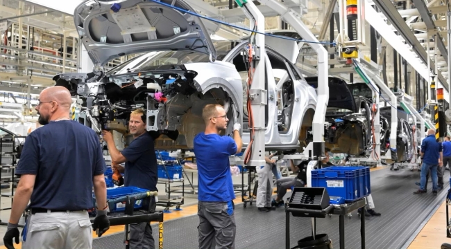 Almaya'nın sanayi üretimi 2025'te %1,1 düştü