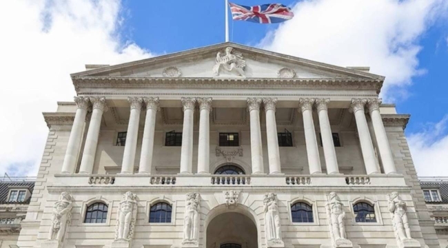 İngiltere MB politika faizini %3,75'te sabit tuttu