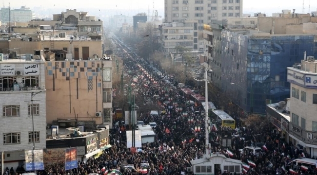 İran'da protestolar: Can kaybı 6.961'e yükseldi