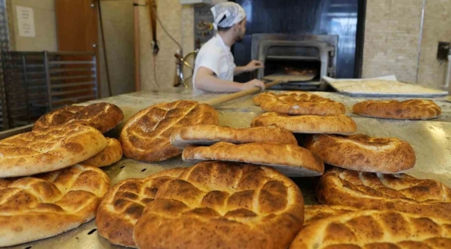 İzmir'de 300 gramlık pidenin fiyatı 30 TL olacak