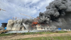 Tuzla'da işçi konteynerinde yangın çıktı