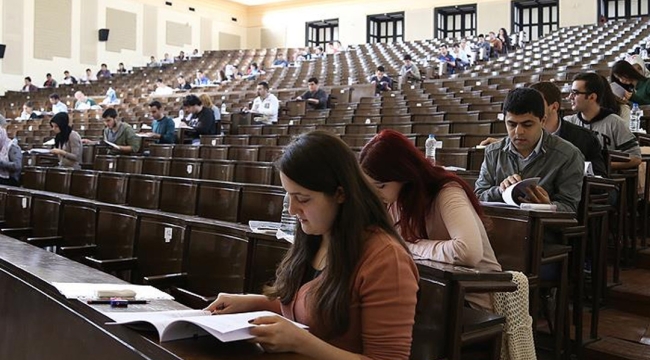 Üniversitelerde staj süresi uzatıldı