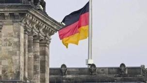 Almanya, Tahran Büyükelçiliğini tahliye etti