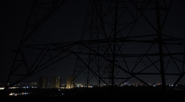 İran'ın elektrik tesislerine saldırı