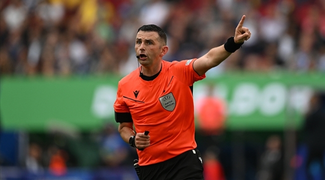Türkiye-Kosova maçını Michael Oliver yönetecek