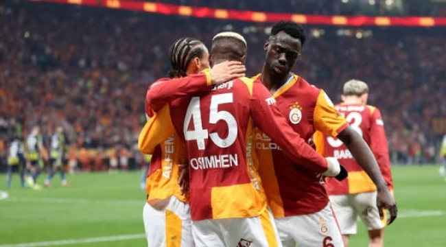 Galatasaray, derbide Fenerbahçe'yi 3 - 0 yendi