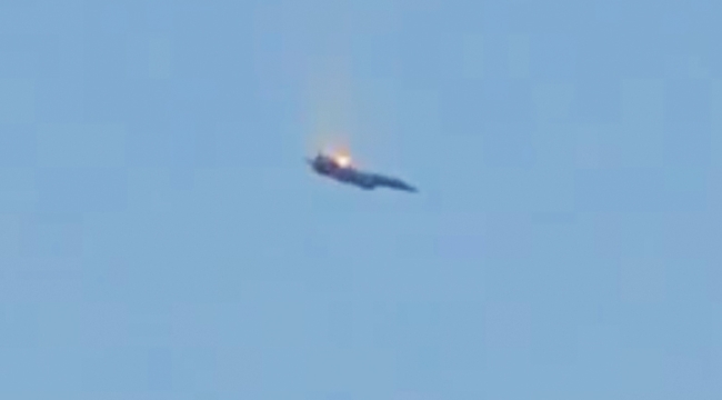 İran'da ABD'ye ait savaş uçağı düşürüldü