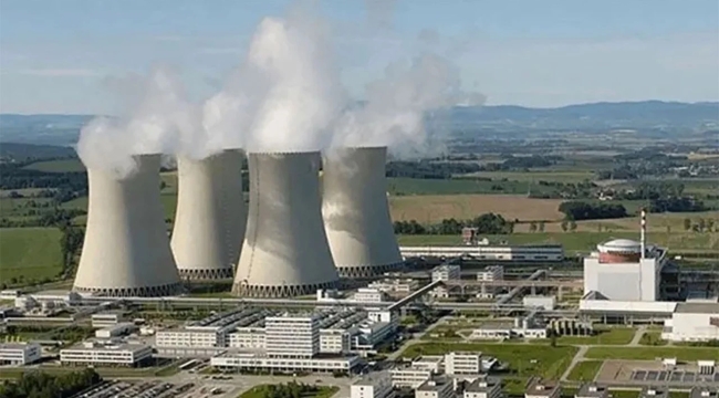 İran'da nükleer tesis vuruldu