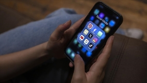 Yunanistan'da 15 yaş altına sosyal medya yasağı