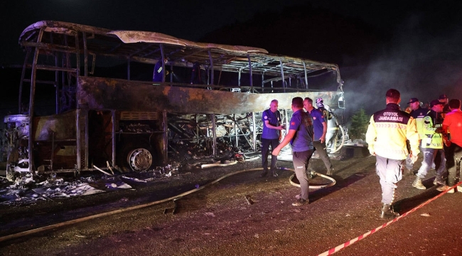 Denizli'de otobüs bariyerlere çarptı: 8 ölü